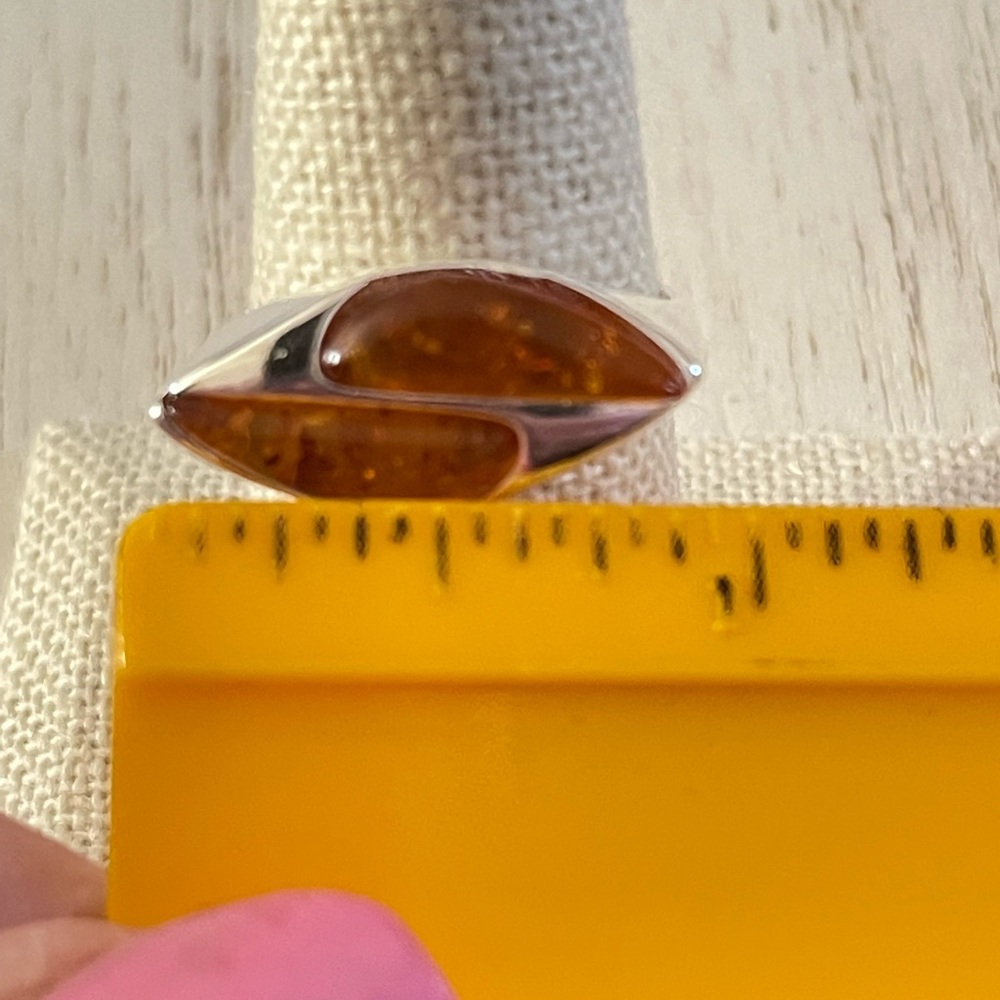 Unique bypass amber ring, sterling silver, size 8 - Picture 9 of 13